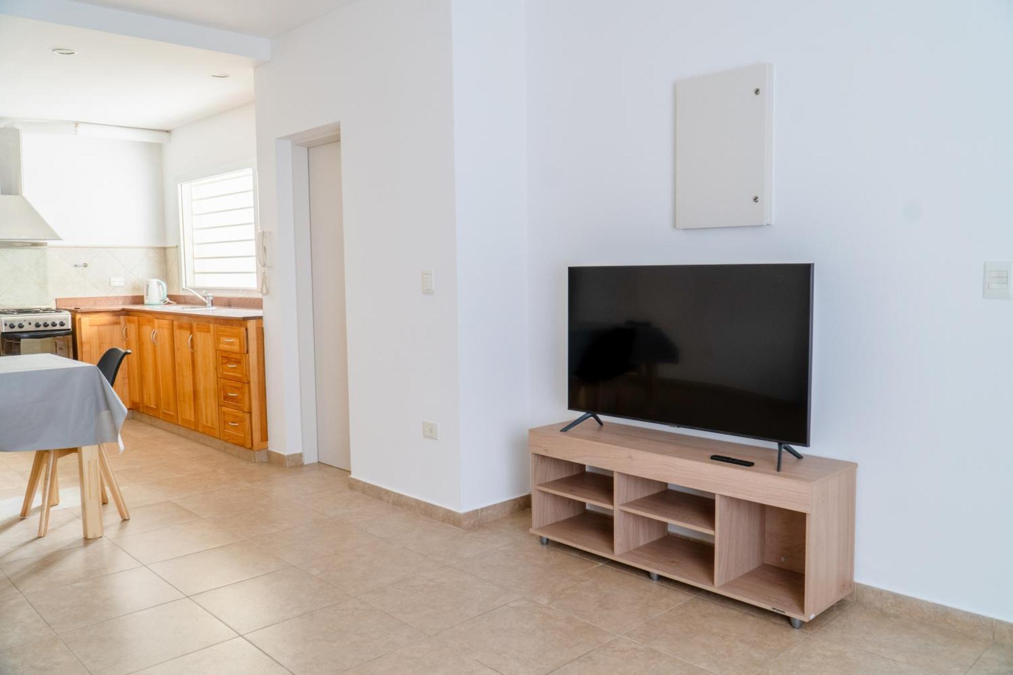 Apartamento Maca Tobiano, Amplio, Calido, A Pasos Del Mar Puerto Madryn Exterior foto