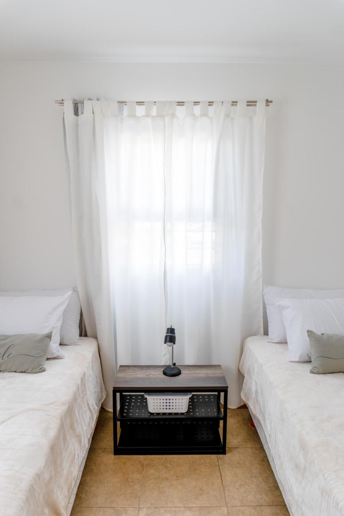 Apartamento Maca Tobiano, Amplio, Calido, A Pasos Del Mar Puerto Madryn Exterior foto